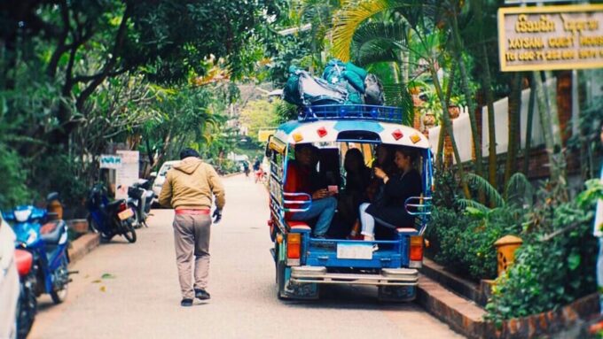 From Luang Prabang: Slow Boat to Huay Xai 2 Days, 1 Night - Border Closure