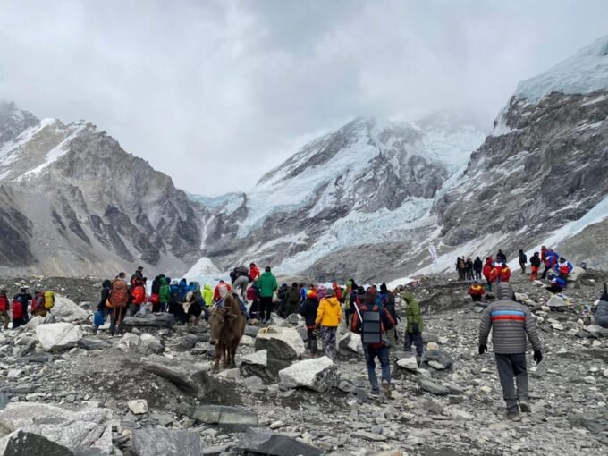 From Lukla: 15 Day Everest Two Passes Trek With Local Guide - Booking and Cancellation Policy