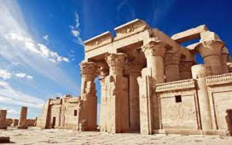 From Luxor: Private Edfu and Kom Ombo Temples Tour & Lunch - Inclusions and Exclusions