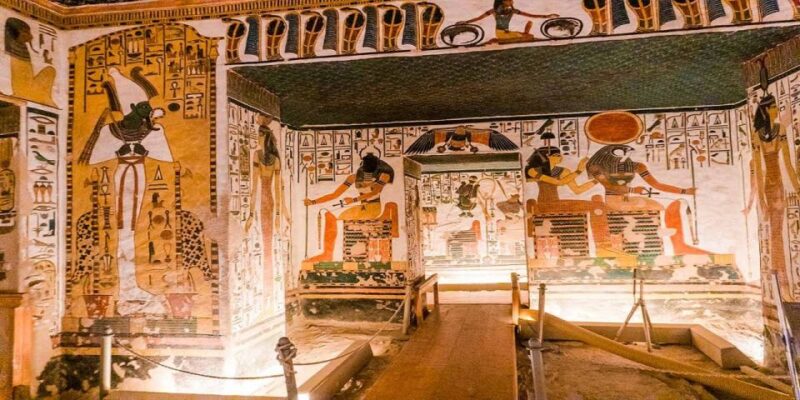 From Luxor: Special West Bank Private Tour With Lunch  - Language Options