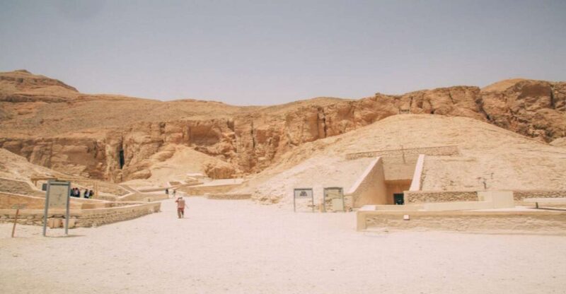 From Luxor: West Bank Private Tour With Lunch  - Key Points