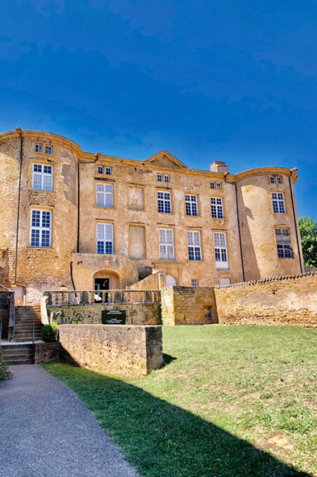 From Lyon: Oingt and Golden Stone Villages Half Day Tour - Prices and Duration