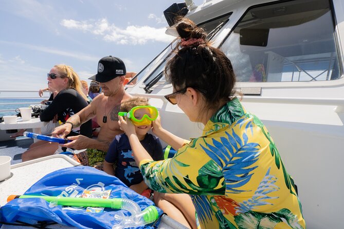 From Maalaea: Lanai Snorkel & Dolphin Encounter on Quicksilver - Departing Maalaea Harbor