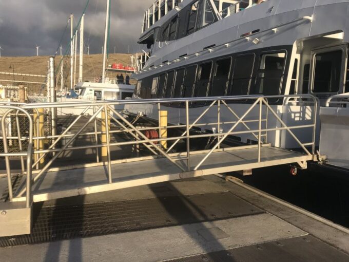 From Maalaea: Thanksgiving Dinner Cruise Aboard the Calypso - Prohibited Items