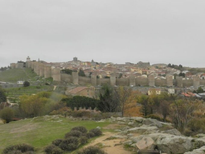 From Madrid: Day Trip to Ávila and Salamanca With Guided Tour - Tour Duration and Schedule