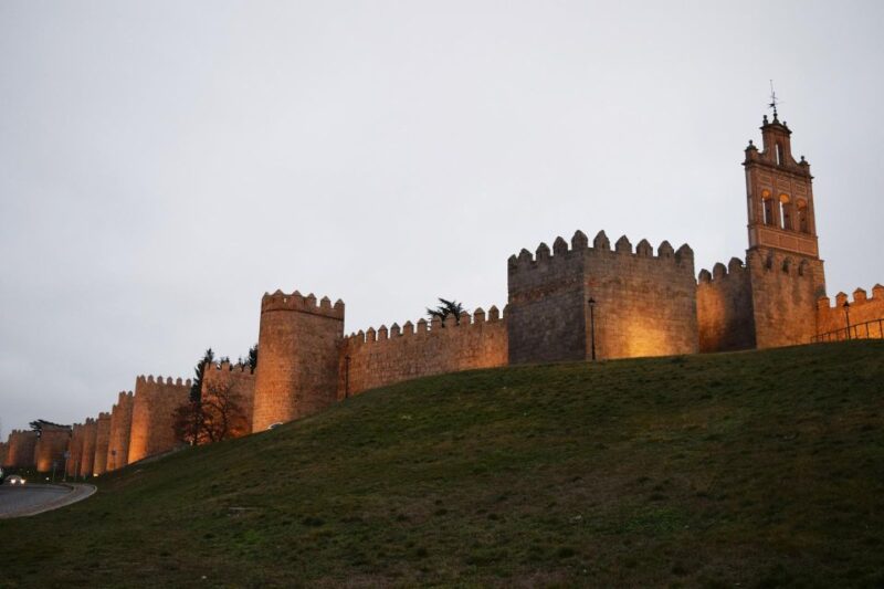 From Madrid: Full Day Tour to Avila and Segovia With Alcazar - Exploring Ávila