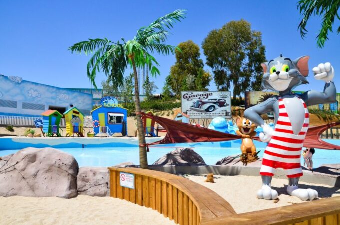 From Madrid: Parque Warner Beach Water Park & Transport - Departure and Arrival Times