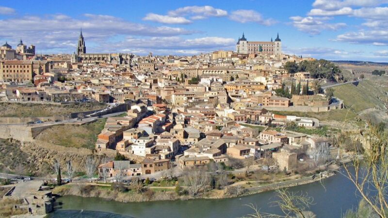 From Madrid: Private Day Trip to Toledo With Licensed Guide - Exploring the Synagogue of El Tránsito