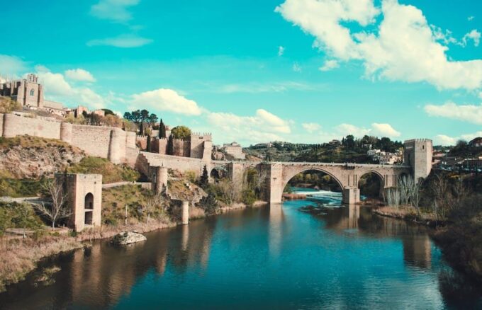 From Madrid: Private Transfer to Toledo - Flexibility and Convenience