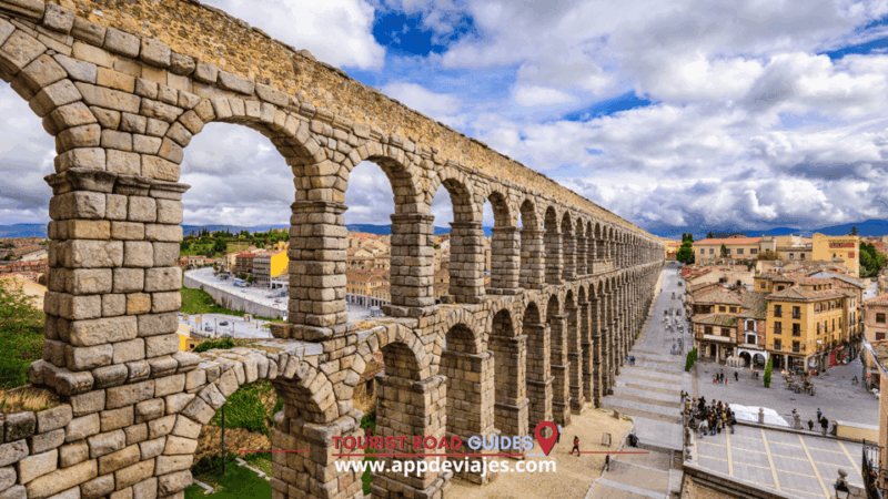From Madrid: San Ildefonso Farm, Lunch and Segovia Tour - Pickup and Drop-off