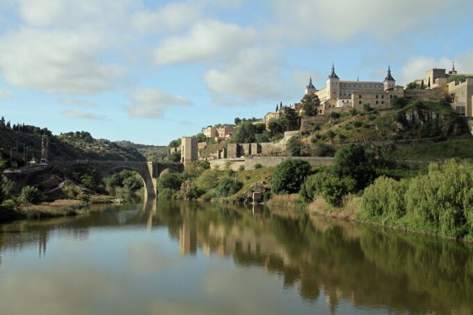 From Madrid: Toledo Guided Day Trip - City of Three Cultures