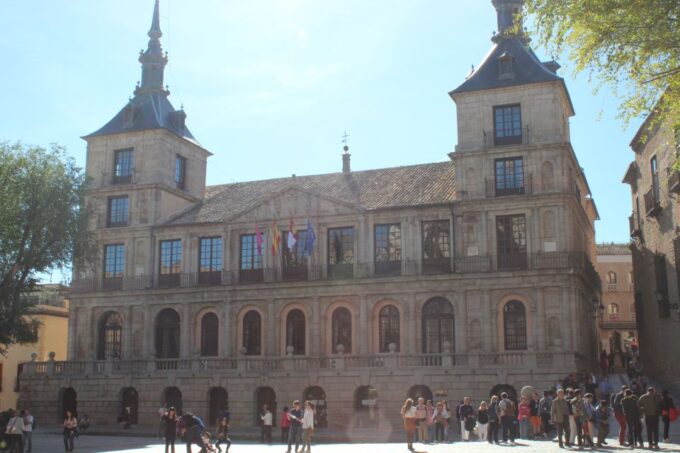 From Madrid: Toledo Tour With Wine Tasting and 7 Monuments - Transportation to and From Madrid