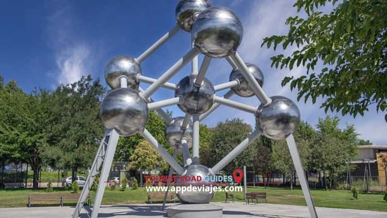 From Madrid: Tour Private Walking 3 Hours - Itinerary Highlights