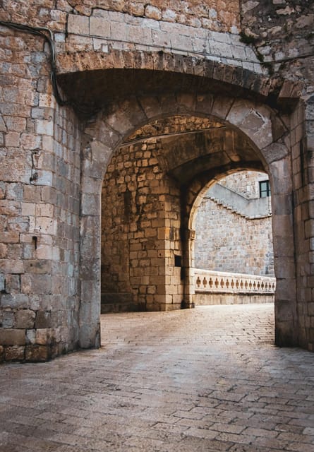 From Makarska: Day Trip to Dubrovnik - Transportation and Accessibility
