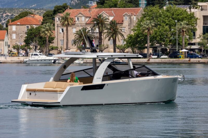 From Makarska - Private Luxury Boat Tour to Blue Cave - Inclusions