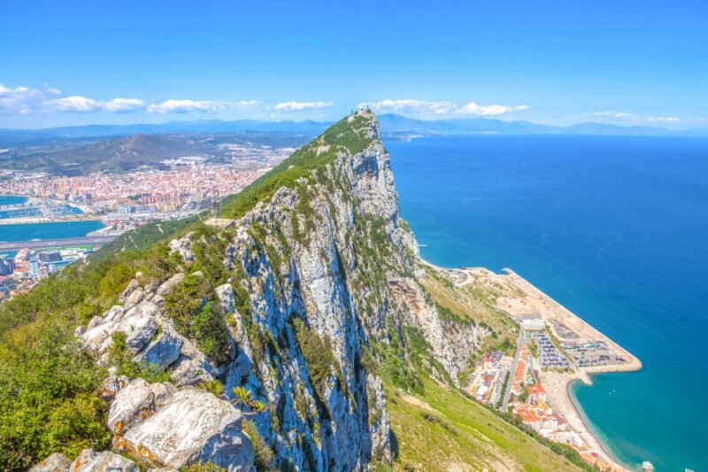 From Malaga and Costa Del Sol: Gibraltar Shopping Tour - Shopping Experience
