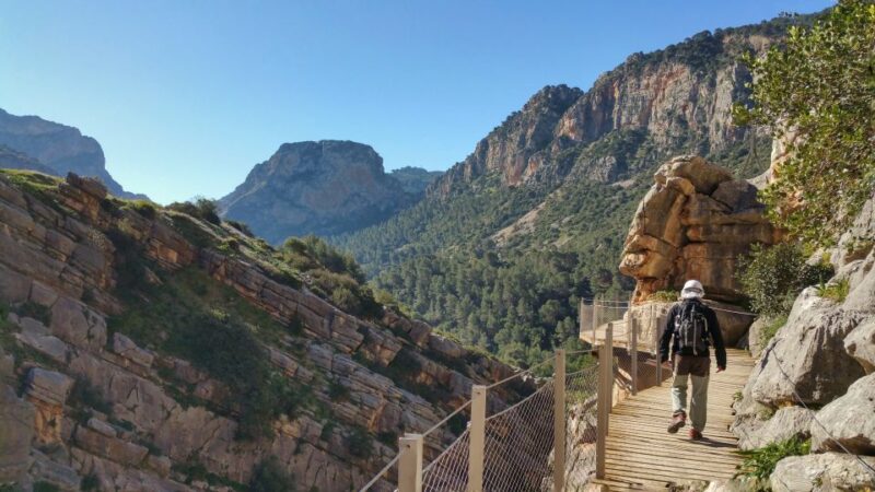 From Málaga: Caminito Del Rey Small-Group Tour With Picnic - Hike Through Caminito Del Rey