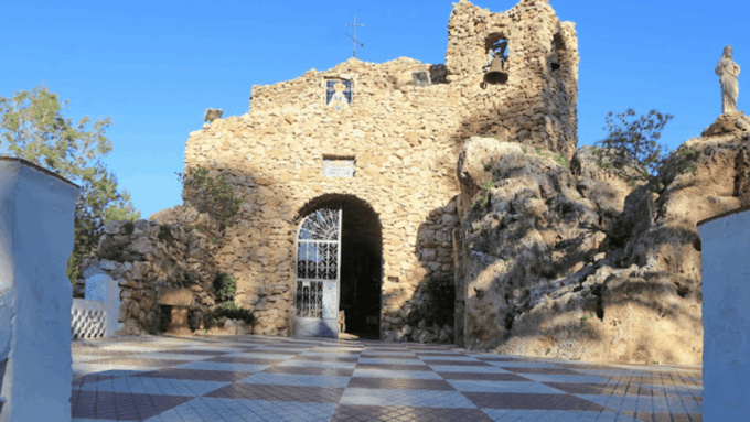 From Málaga: Marbella, Mijas and Puerto Banús Tour - Frequently Asked Questions