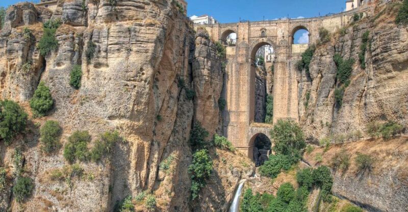 From Malaga: Ronda Private Guided Day Trip & Bullring Entry - Dramatic Landscapes