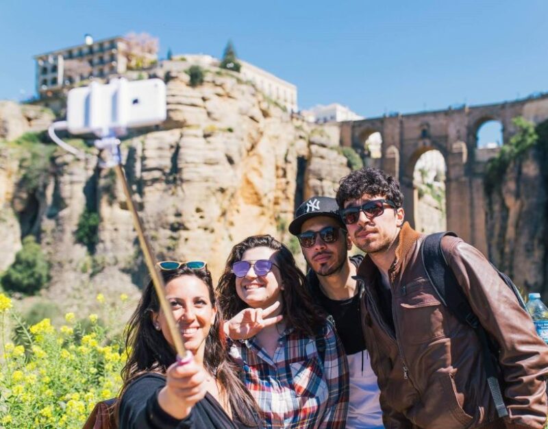 From Malaga: Ronda & Setenil De Las Bodegas Guided Day Trip - Ronda Exploration