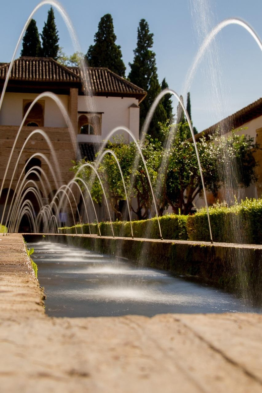 From Málaga: Sunset Alhambra Tour With Tickets - Break Time and Free Time