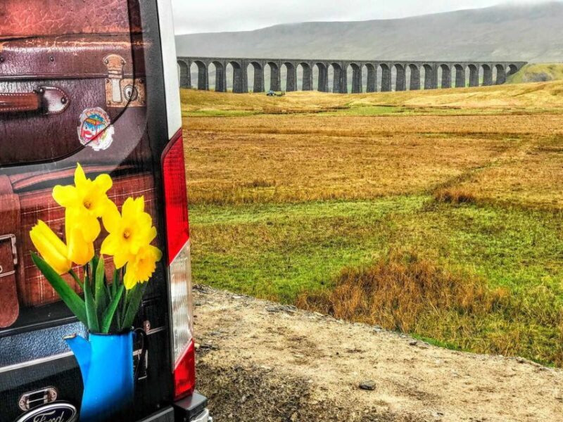 From Manchester: Yorkshire Sightseeing Day Trip - Meeting Point