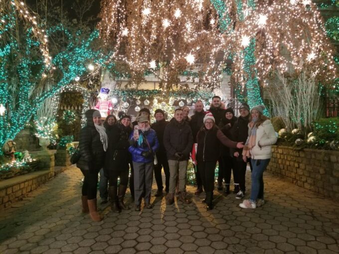 From Manhattan: 4-Hour Brooklyn Christmas Magic Tour - Frequently Asked Questions