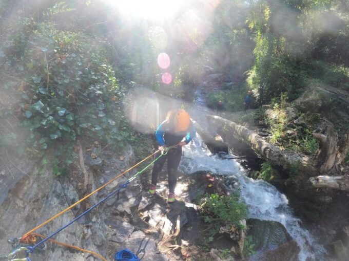 From Marbella: Canyoning Guided Tour at Sima Del Diablo - Getting to the Canyoning Site