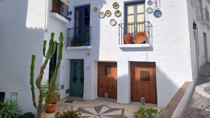 From Marbella: Frigiliana & Nerja Food & History Day Tour - Important Considerations