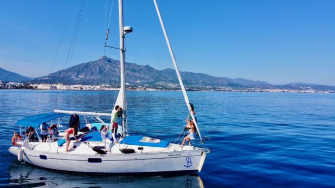 From Marbella: Private and Group Sailboat Cruise & Drinks - FAQ