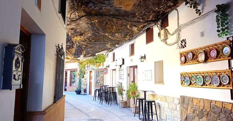 From Marbella: Ronda & Setenil De Las Bodegas Private Trip - Free Time and Shopping in Ronda