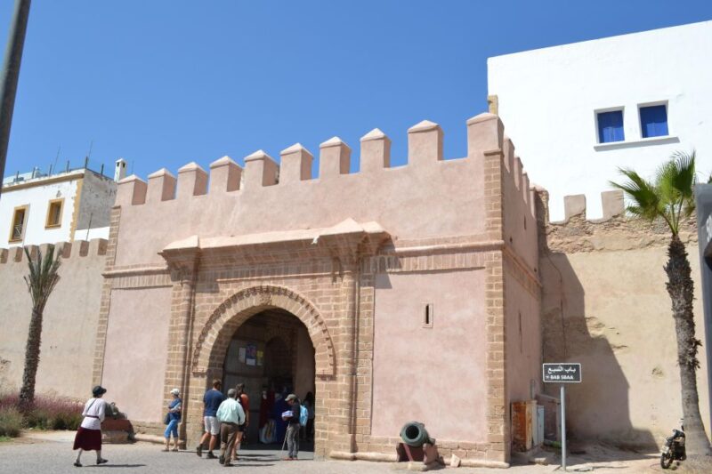From Marrakech: Day Trip to the Coastal Town of Essaouira - Dining Experience