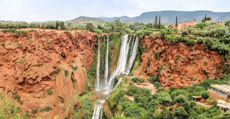 From Marrakech to Ouzoud Waterfall: 1-Day - Group Size and Language
