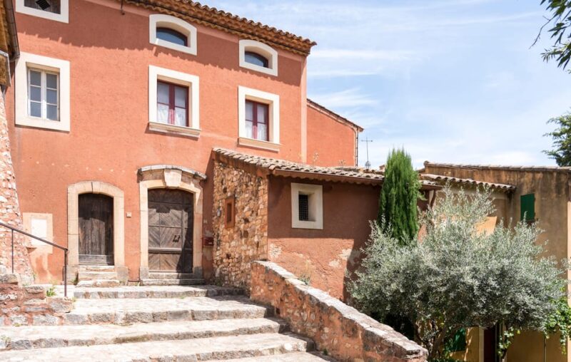 From Marseille: Luberon Market & Villages Full-Day Tour - Photo Opportunities