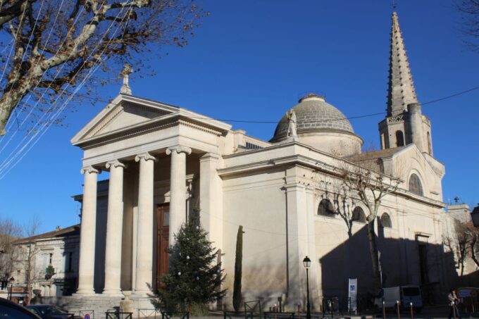 From Marseille: Saint-Rémy-de-Provence, Les Baux, and Arles - Additional Considerations