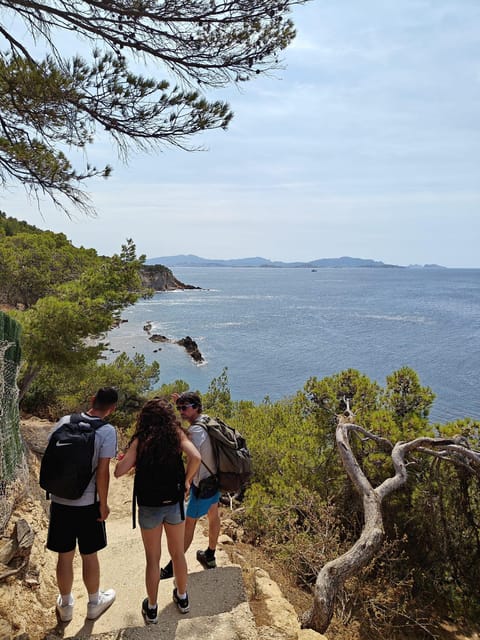 From Marseille to the Calanques Blueues by Train, Hike, Lagoons and Villages - Exploring the Côte Bleue Coastline