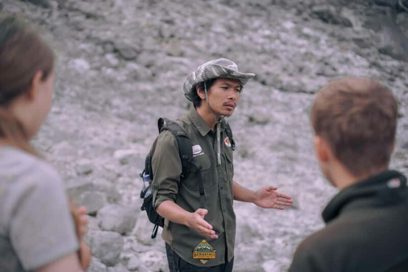 From Medan: Mount Sibayak Sunrise Hike & Natural Hot Spring - Descending and Relaxing: Hot Springs & Local Culture