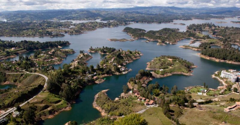 From Medellín: Guatapé and El Peñol Guided Tour - Experience Details