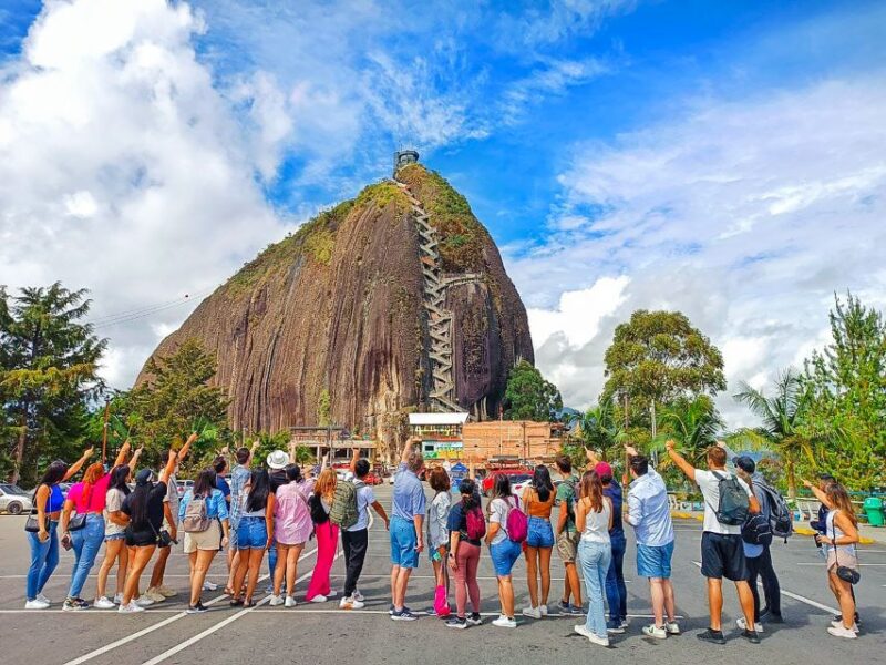 From Medellin: Guatape El Peñol With Boat, Breakfast & Lunch - Pickup and Dropoff