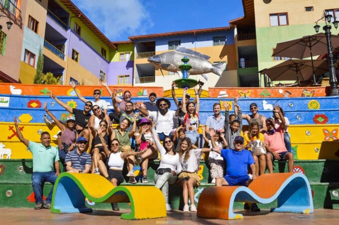 From Medellin: Guatape El Peñol With Boat, Breakfast & Lunch - Frequently Asked Questions