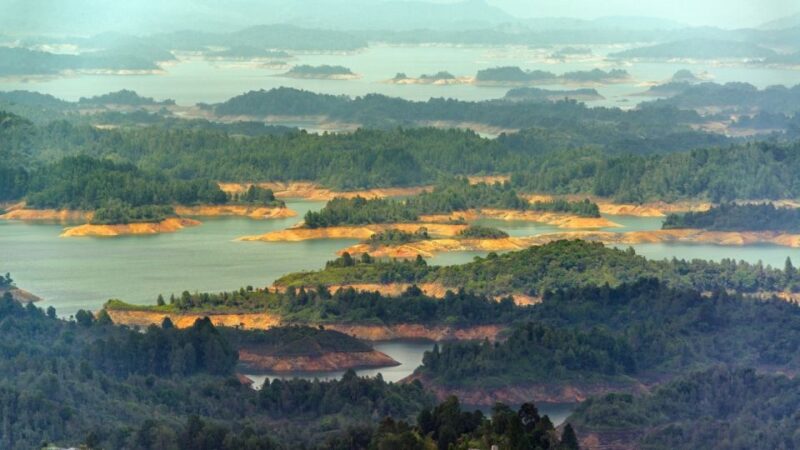 From Medellin: Guatape Lake Boat Tour and El Peñol Rock Hike - El Peñol Rock
