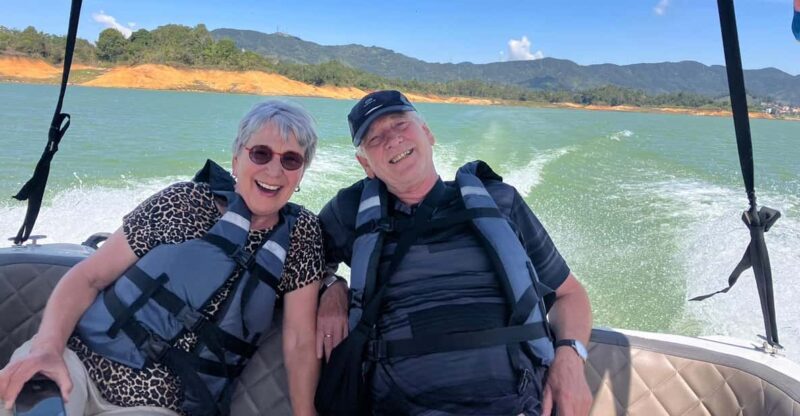 From Medellín: Guatapé Private Tour, El Peñol, Boat Ride - Guatapés Lake Boat Ride