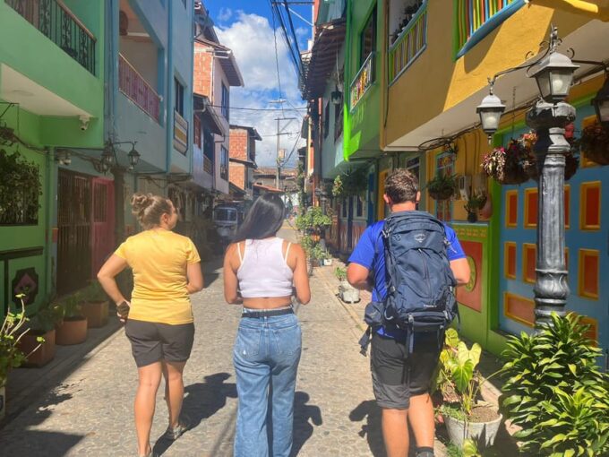 From Medellín: Guatapé Private Tour, El Peñol, Boat Ride - Customer Feedback