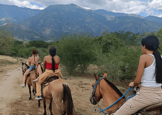 From Medellín: Horseback Tour + Visit to Santa Fe De Antioquia - Restrictions and Limitations