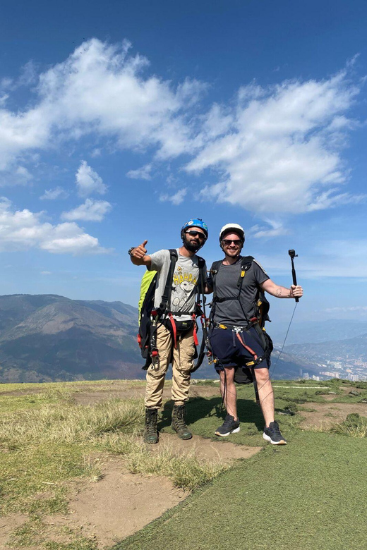 From Medellin: Paragliding Tour With Videos & Photos - Participant Requirements and Recommendations