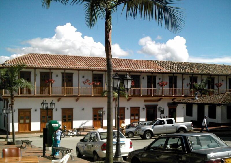 From Medellín: The Retiro Private Tour With Food Tastings - Customer Reviews