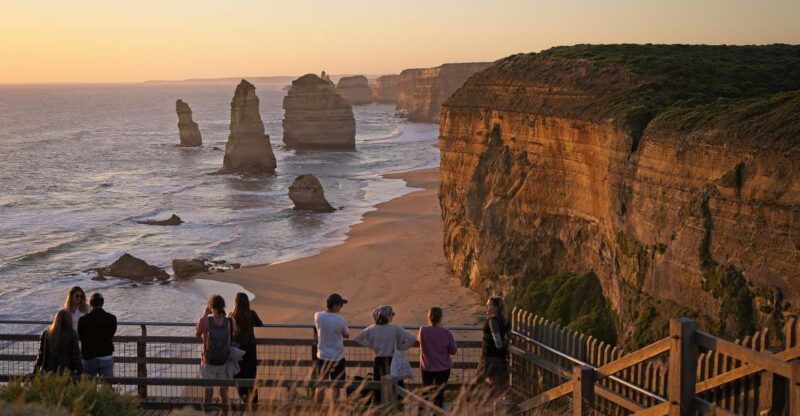 From Melbourne: Great Ocean Road Guided Day Trip - Pickup and Drop-off Information