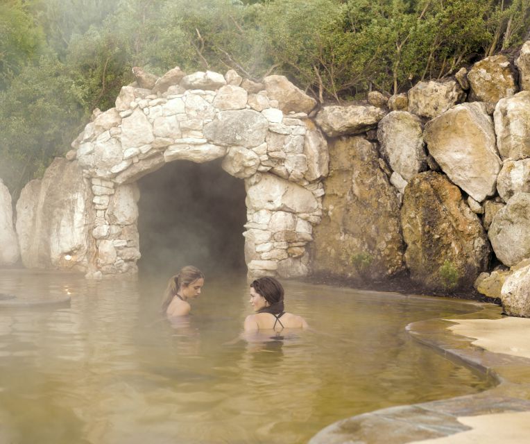 From Melbourne: Peninsula Hot Springs & Bathing Boxes Tour - Booking and Cancellation