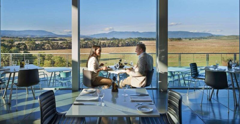 From Melbourne: Yarra Valley Wildlife & Wine Day Tour - Key Points