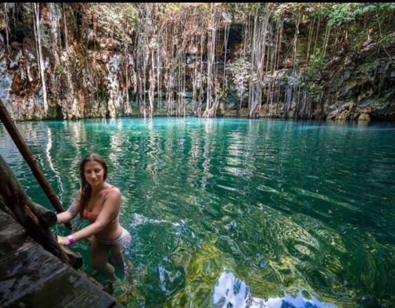 From Mérida: Chichén Itzá, Cenote, and Izamal Day Trip - Group Size and Languages